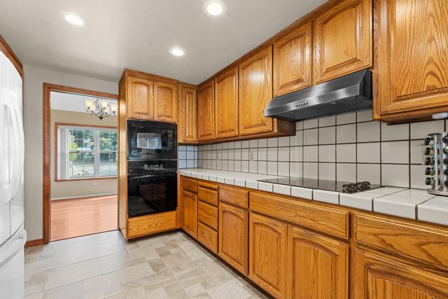 323 Elverta Meadows Ct, Elverta, CA 95626