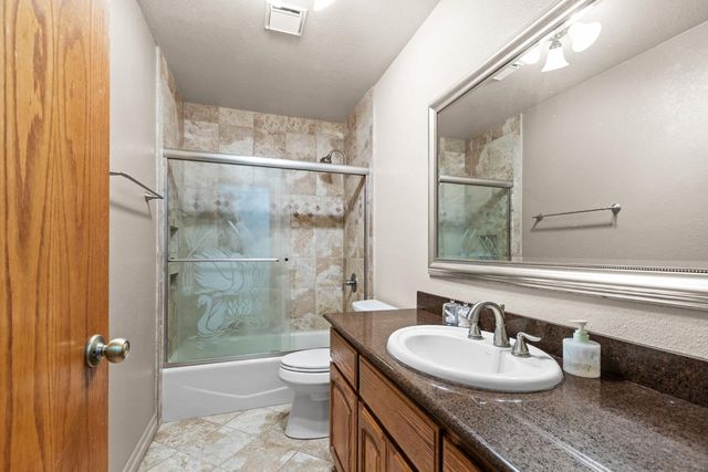 323 Elverta Meadows Ct, Elverta, CA 95626