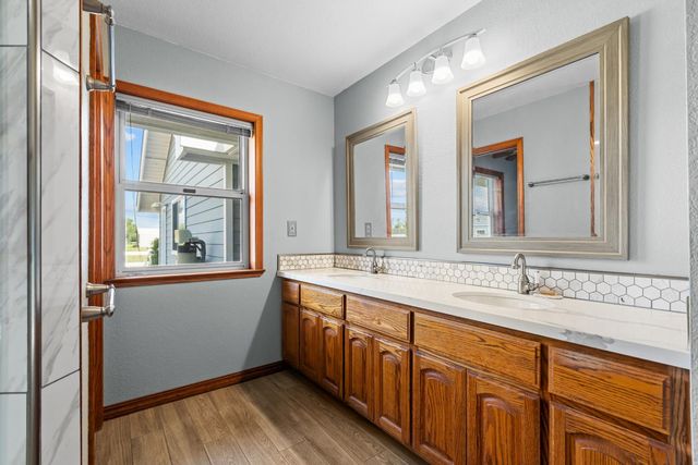 323 Elverta Meadows Ct, Elverta, CA 95626
