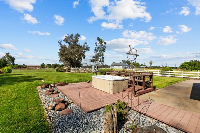 323 Elverta Meadows Ct, Elverta, CA 95626