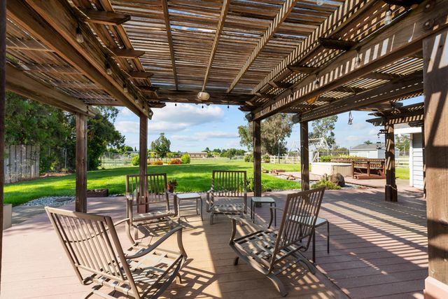 323 Elverta Meadows Ct, Elverta, CA 95626