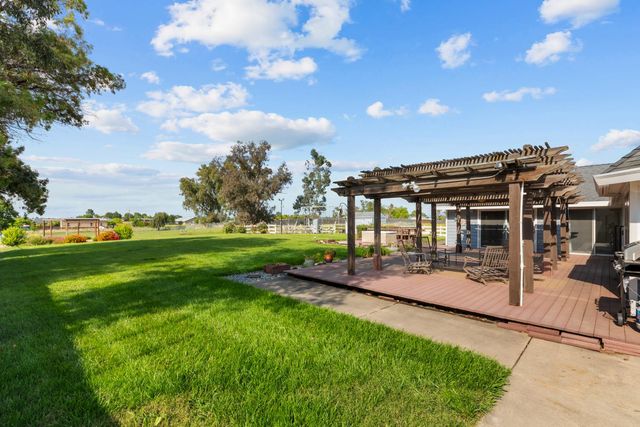 323 Elverta Meadows Ct, Elverta, CA 95626