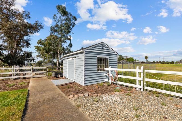 323 Elverta Meadows Ct, Elverta, CA 95626