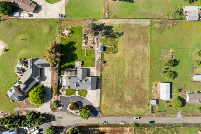 323 Elverta Meadows Ct, Elverta, CA 95626
