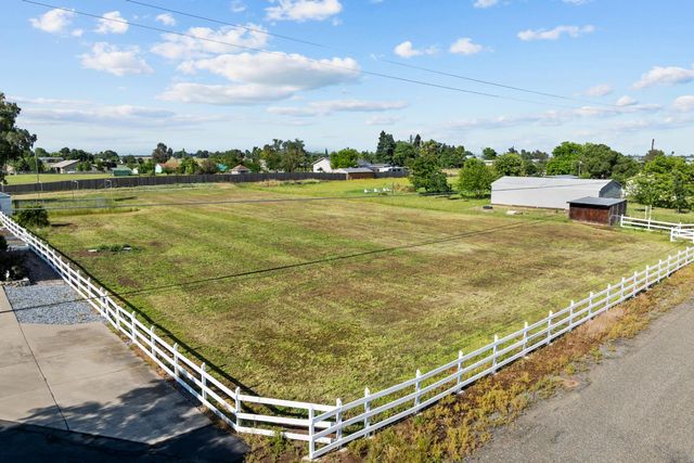 323 Elverta Meadows Ct, Elverta, CA 95626