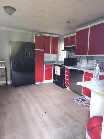 17 Shuler Drive, Sumter, SC 29150