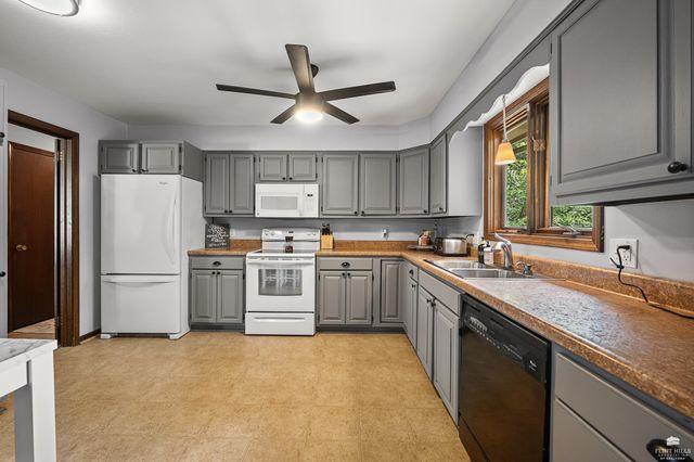 3007 Shaffer Street, Manhattan, KS 66503