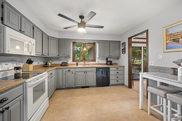 3007 Shaffer Street, Manhattan, KS 66503