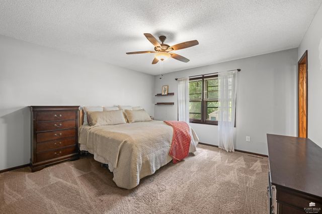 3007 Shaffer Street, Manhattan, KS 66503