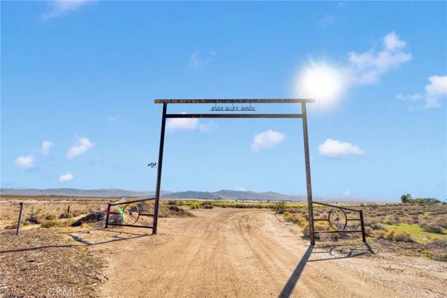 37404 Harvard Road, Newberry Springs, CA 92365