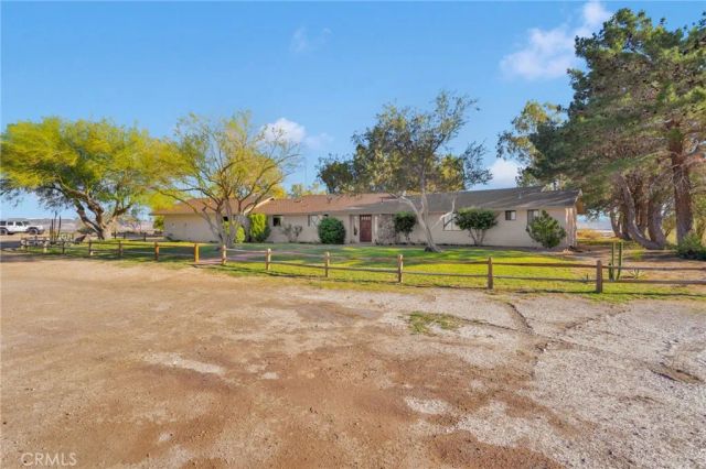 37404 Harvard Road, Newberry Springs, CA 92365