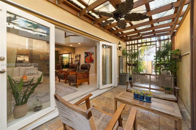 3197 Virginia St, Miami, FL 33133