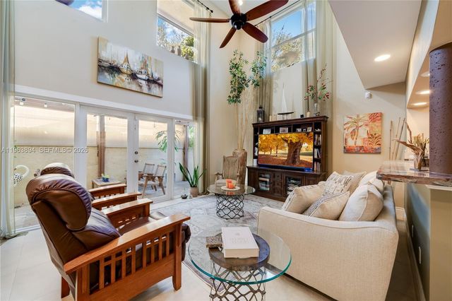 3197 Virginia St, Miami, FL 33133