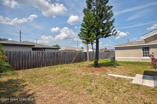 824 Temple Street, Cocoa, FL 32922