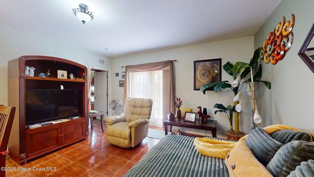 824 Temple Street, Cocoa, FL 32922