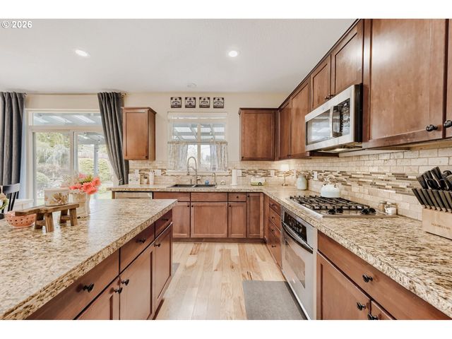 2780 Se TEAL Ave, Gresham, OR 97080