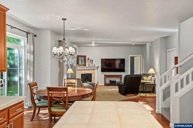 423 Stellers Eagle St NW, Salem, OR 97304