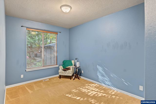 423 Stellers Eagle St NW, Salem, OR 97304