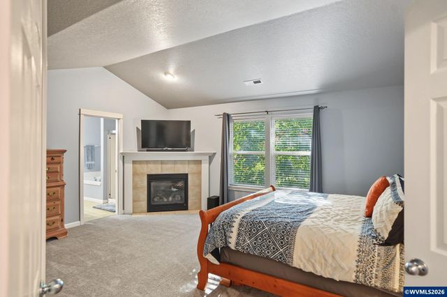 423 Stellers Eagle St NW, Salem, OR 97304