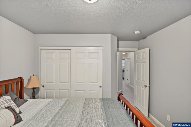423 Stellers Eagle St NW, Salem, OR 97304
