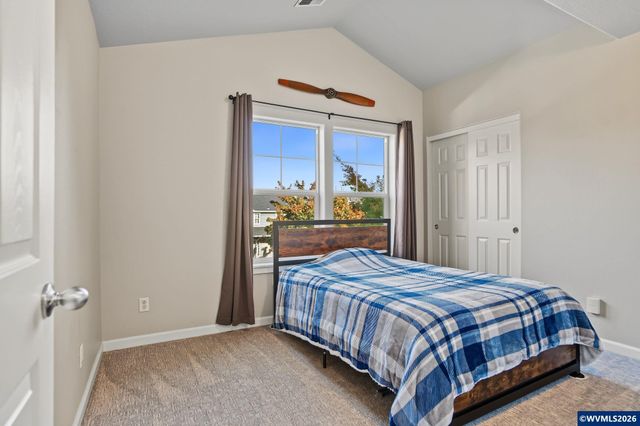 423 Stellers Eagle St NW, Salem, OR 97304