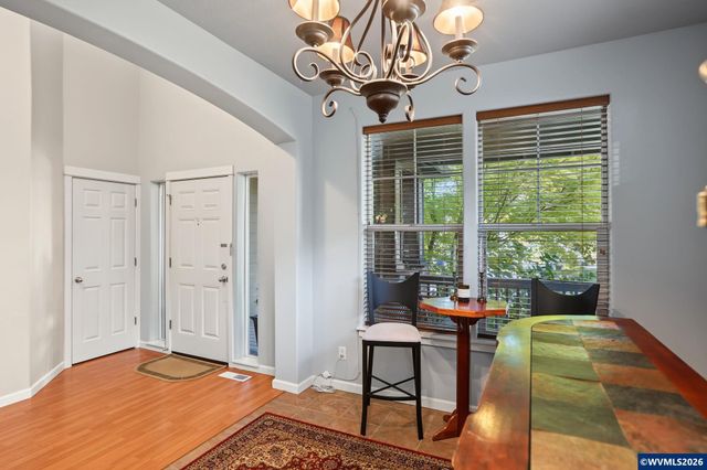 423 Stellers Eagle St NW, Salem, OR 97304