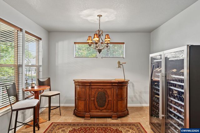 423 Stellers Eagle St NW, Salem, OR 97304