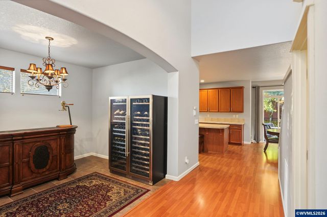 423 Stellers Eagle St NW, Salem, OR 97304