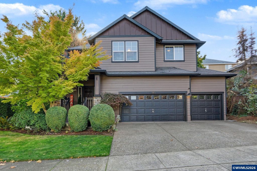 423 Stellers Eagle St NW, Salem, OR 97304