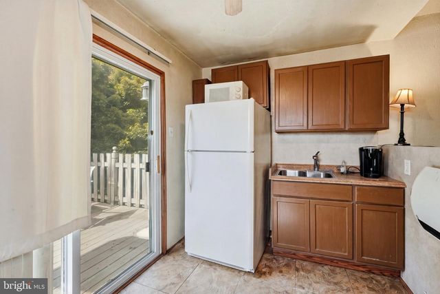 50 SUMMIT AVE, Clifton Heights, PA 19018