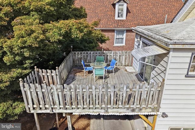 50 SUMMIT AVE, Clifton Heights, PA 19018