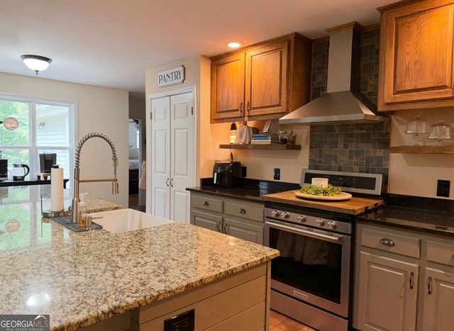227 Clarkesville Heights Drive, Clarkesville, GA 30523