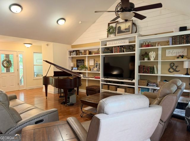 227 Clarkesville Heights Drive, Clarkesville, GA 30523
