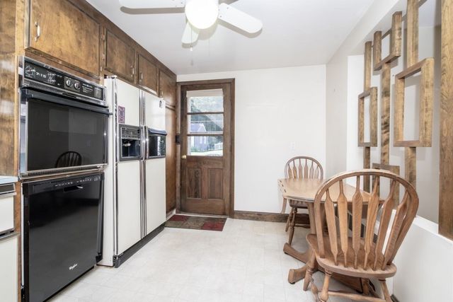 6 Albert St, Waltham, MA 02453