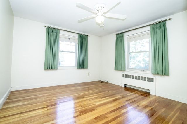 6 Albert St, Waltham, MA 02453