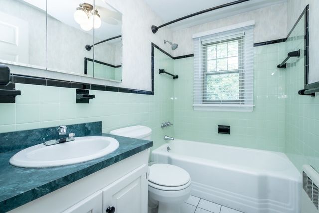 6 Albert St, Waltham, MA 02453