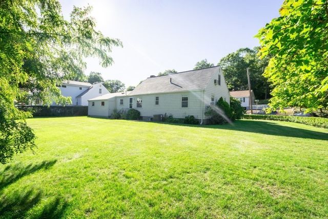 6 Albert St, Waltham, MA 02453