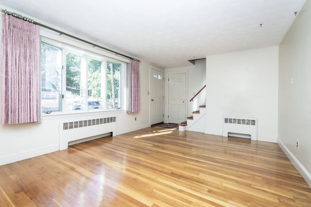 6 Albert St, Waltham, MA 02453