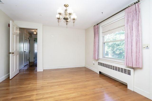 6 Albert St, Waltham, MA 02453