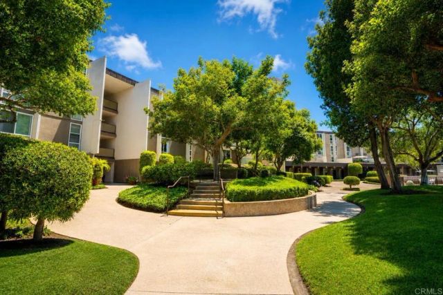 3050 Rue D'orleans 404, San Diego, CA 92110