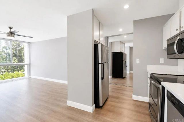 3050 Rue D'orleans 404, San Diego, CA 92110
