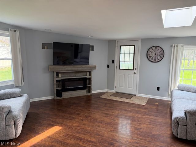 11800 Frost Road, Mantua, OH 44255