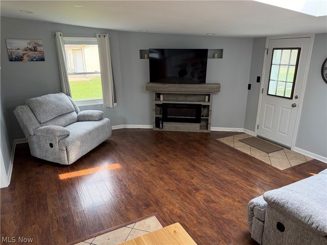 11800 Frost Road, Mantua, OH 44255