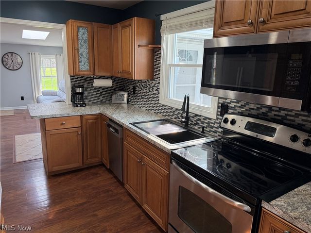 11800 Frost Road, Mantua, OH 44255