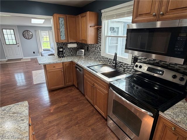 11800 Frost Road, Mantua, OH 44255
