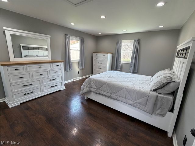 11800 Frost Road, Mantua, OH 44255