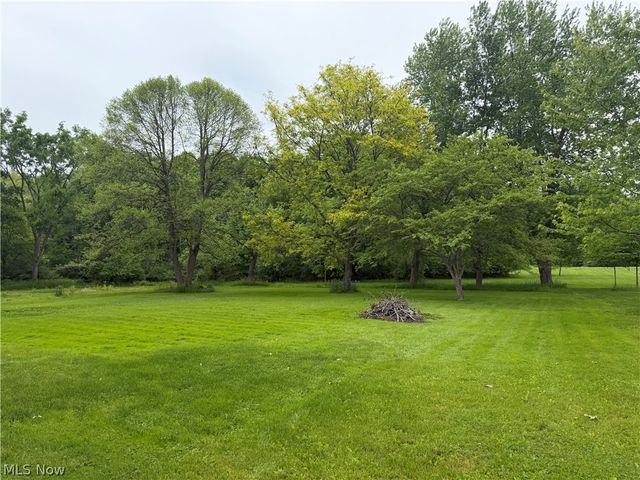11800 Frost Road, Mantua, OH 44255