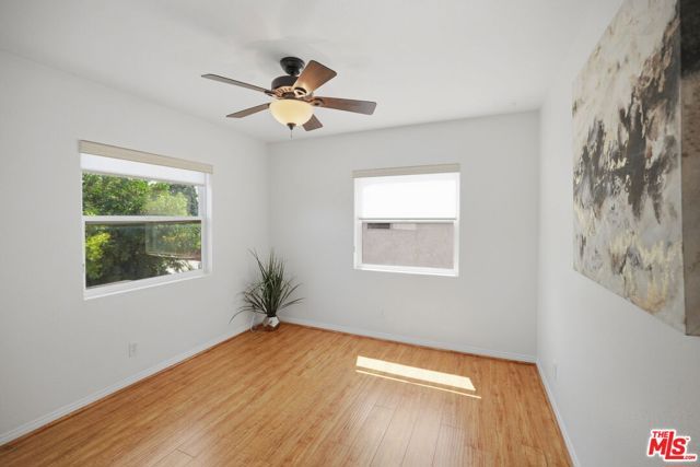 340 N La Fayette Park Place, Los Angeles, CA 90026