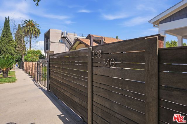 340 N La Fayette Park Place, Los Angeles, CA 90026
