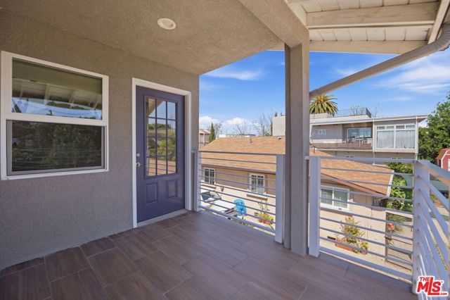 340 N La Fayette Park Place, Los Angeles, CA 90026